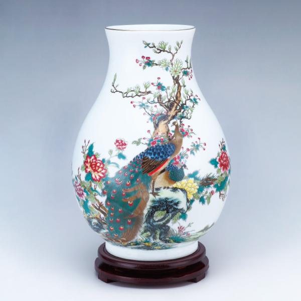 景徳鎮 孔雀牡丹文花瓶 中国 陶磁器 工芸 - アートの友社