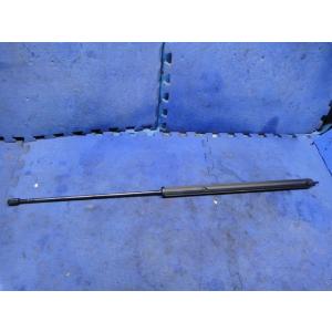 メルセデス ベンツ SLK R170 等  ボンネット ダンパー  Stabilus　[0011]