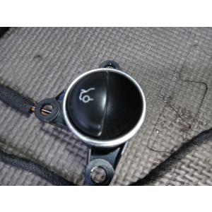 メルセデス ベンツ  SL500 R230 等 トランク 開閉 ロック スイッチ  品番 23082...
