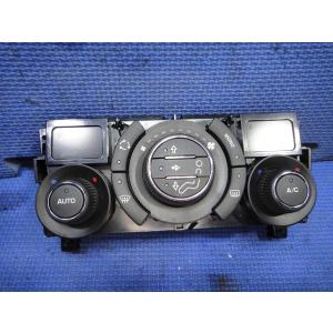 プジョー RCZ T7R5F02 エアコン スイッチ  品番 96718462XT   [05647...