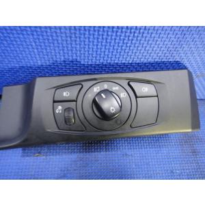 BMW E60 E61 525i NA25 NG25 NB44 等 　ライト スイッチ　品番 692...