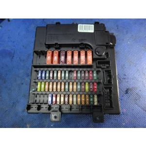 BMW Z4 E85 BT22 BT25 BT30 等  ヒューズ ボックス　品番 8378113 ...