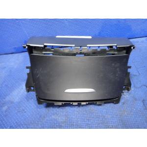 メルセデス ベンツ A180 W176 等  灰皿 小物入れ 品番 1766801250  [088...
