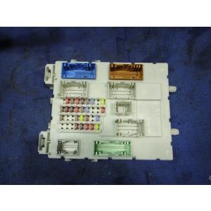 Volvo ボルボ V40 MB4164T 等 ヒューズボックス  品番 31394963  [10...