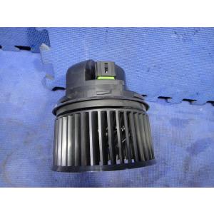 Volvo ボルボ V40 MB4164T 等 ブロア モーター ファン  品番 AV6N18456...