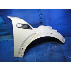 BMW ミニ クーパー  R56  等  右 フロント フェンダー　 850/白/ペッパーホワイト　...