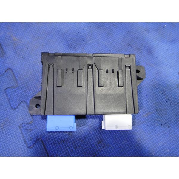 プジョー 208 A9 系 等  ドアユニット モジュール 品番 9800559580  [1348...