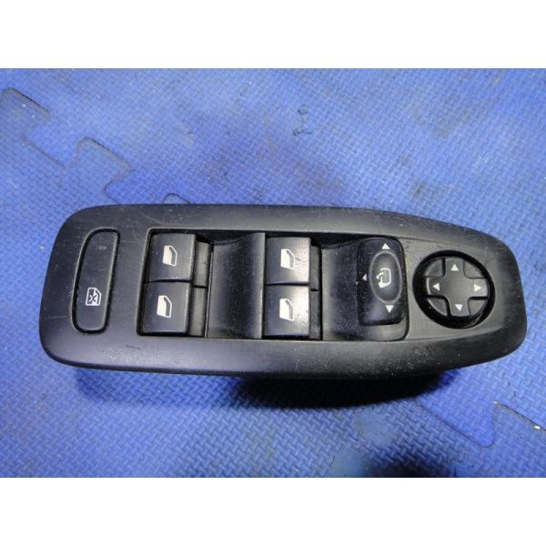 プジョー 208 A9 系 等 フロント パワーウィンドウ スイッチ 品番 96749624ZD  ...