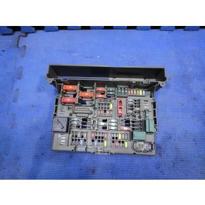 BMW X1 E84 VL18 等 ヒューズ ボックス  品番  9119445  [1424]