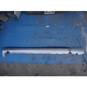 メルセデス ベンツ W124　E280 E320 等 右 サイドステップ スカート  品番 1246...