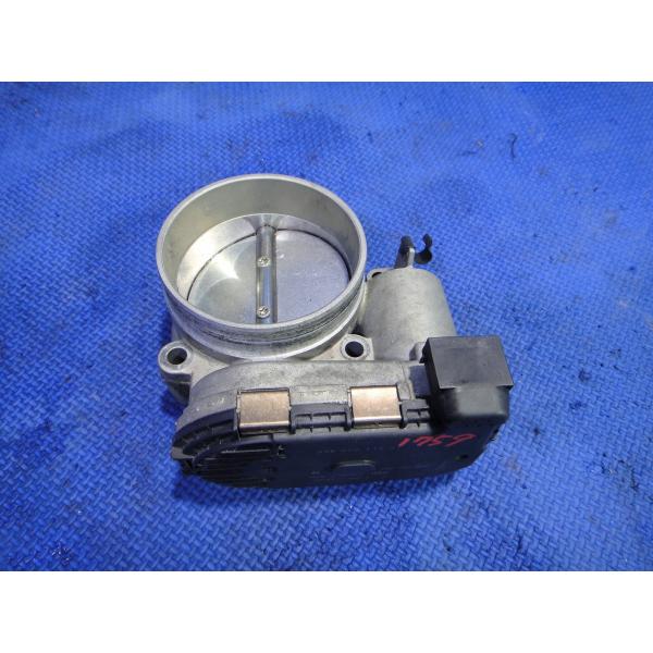 ポルシェ カレラ 911 996  スロットル ボディ  品番 99660511501  【1758...