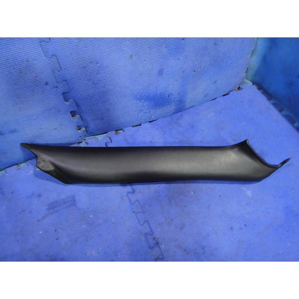 ポルシェ カレラ 911 996  右 Aピラー カバー  99655518210  9965551...