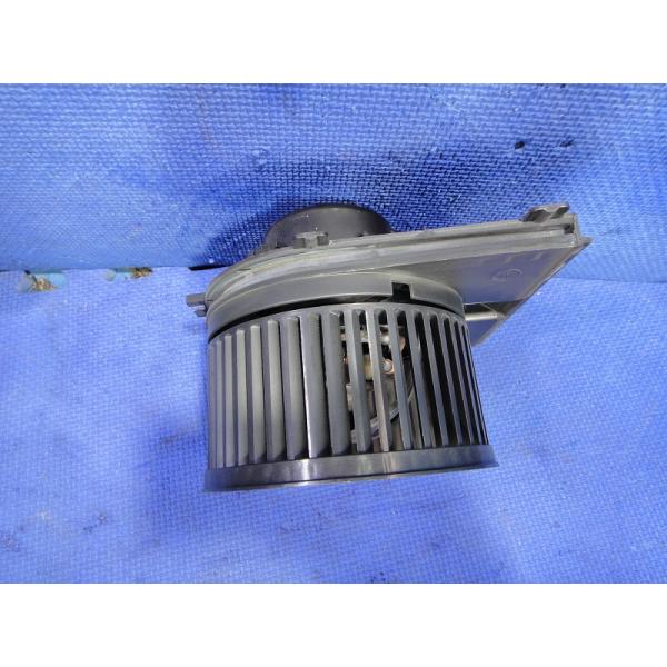 ポルシェ カレラ 911 996  エアコン ヒーター ブロア ファン 左ハンドル 品番 1J819...