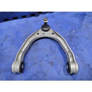 ポルシェ カイエン 9PA 等  左右共通 フロント アッパー アーム (r)   品番 7L040...