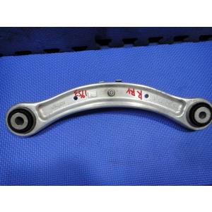 ポルシェ カイエン 9PA 等 右 リア コントロール アーム   品番 7L0505375 A  ...