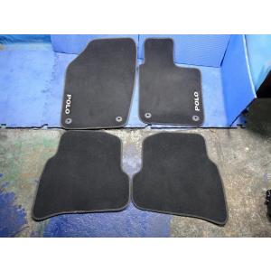 VW ポロ  6R 系等  純正 フロア マット １台分  [2085]
