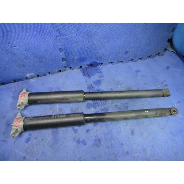 Volvo ボルボ V40 MB4164T 等 純正 リア ショック 左右   走:42,500Km...