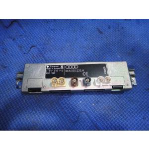 アウディ A4 8K系  B8 等 アンテナ ブースター  品番 8K9035225M [2265]