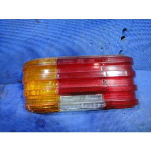 メルセデス ベンツ W114 250 等 左 テール レンズ ライト ランプ   [2285]