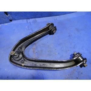 メルセデス ベンツ W114 250 等  左 フロント アッパー アーム  [2285]