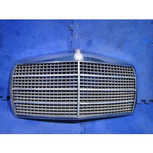 メルセデス ベンツ W114 250 等  純正 フロント グリル  [2285]