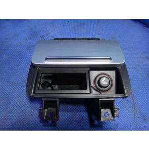 アウディ TT 8J 系 等 純正 灰皿   [2298]