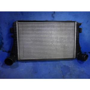 アウディ TT 8J 系 等  純正 インタークーラー  品番 1K0145803  [2298]