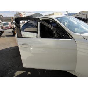 BMW 320i F30 F31 等 右 フロント ドア  300/白/アルピン ホワイト  [24...