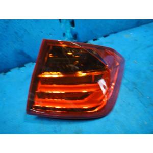 BMW 320i F30 等  右 テール レンズ ランプ ライト  (少し難有) 品番 72598...