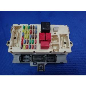 アルファロメオ 159 2.2 JTS  等  ヒューズ ボックス　50507093   [2724...