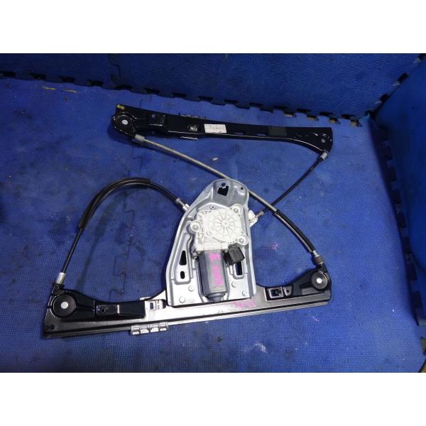 メルセデス ベンツ W203 C240 等   左 フロント パワーウィンドウ レギュレーター 品番...