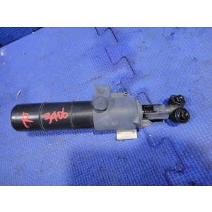 メルセデス ベンツ W212 E300 E350 等 右 ライト ウォッシャー ノズル  品番  2...