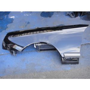メルセデス ベンツ W210 E320 E240 等 左　フロント フェンダー 黒/197  [36...