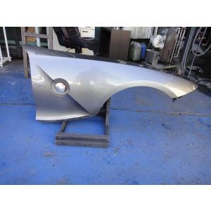 BMW Z4 E85 等 右 フロント フェンダー  472/スターリング グレーM　 [4326]