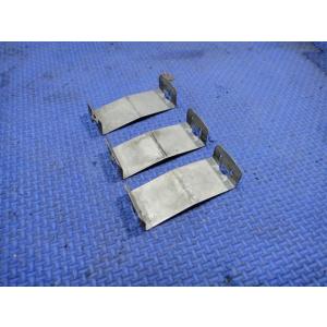 ポルシェ ボクスター 986  フロア アンダー カバー 止め　クリップ x3個  【4434】