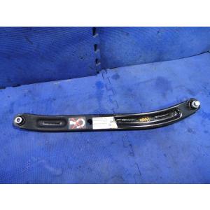 ルノー トゥインゴ AHH4B 等 左 リア アーム  品番 555C35270R  走: 55,2...