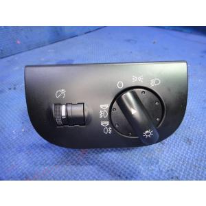 アウディ TT 8N系 等 ライト スイッチ  品番 8N2941531 A   [4945]