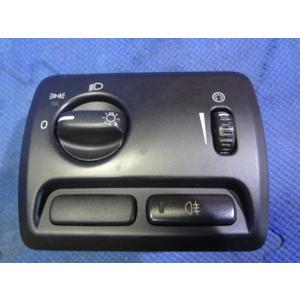 ボルボ V70 SB5244W 等  ライトスイッチ 品番 8691748 [4953]
