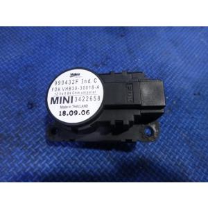 BMW ミニ R56 MF16 等　フラップ モーター　品番 3422658   [6111]