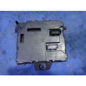 ルノー カングー KWK4M 等 BCM ボディ コントロール ユニット 品番 8201077406...