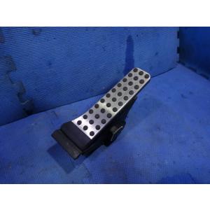 メルセデス ベンツ W218 CLS 350 等  アクセルペダル センサー 品番 20430002...