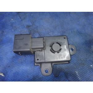 プジョー 208 A9 系 等  ストップ スイッチ モジュール BICD  品番 98077090...