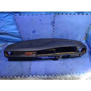 メルセデス ベンツ W201 190E 等  ダッシュボード 右 ハンドル   [7055]