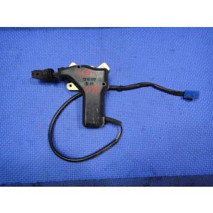 VOLVO ボルボ 240 AB230 左 フロント ドアロック アクチュエーター ソレノイド モー...