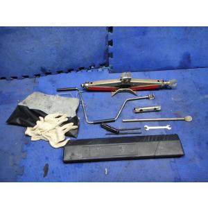 VOLVO ボルボ 240 AB230 純正 ジャッキ 三角 停止版   1355190 [7193...