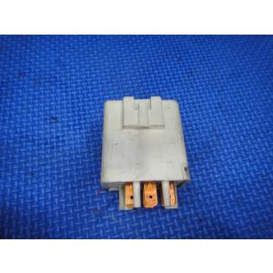 VOLVO ボルボ 240 AB230 ワゴン フューエル ポンプ リレー 燃料 リレー 品番 89...