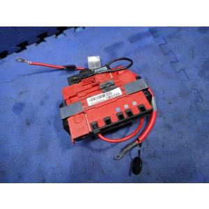 BMW 320i E90 E91 等 バッテリー ターミナル ヒューズ ボックス 品番 693664...