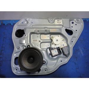 ボルボ V50 MB5244   右 リア パワーウィンドウ レギュレーター  30710148 [...