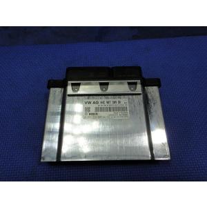 Audi アウディ Q3 8UCZD 8U系 等 エンジン コンピューター  品番 04E90730...