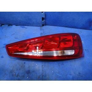 Audi アウディ Q3 8UCZD 等 右 テール レンズ ライト ランプ 品番 8U094509...